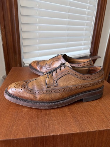 1977 vintage florsheim - |,